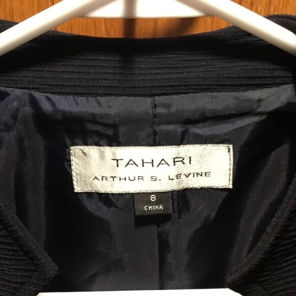 NWOT Tahari Brand Women’s Dress Jacket Size 8 - Picture 3 of 10